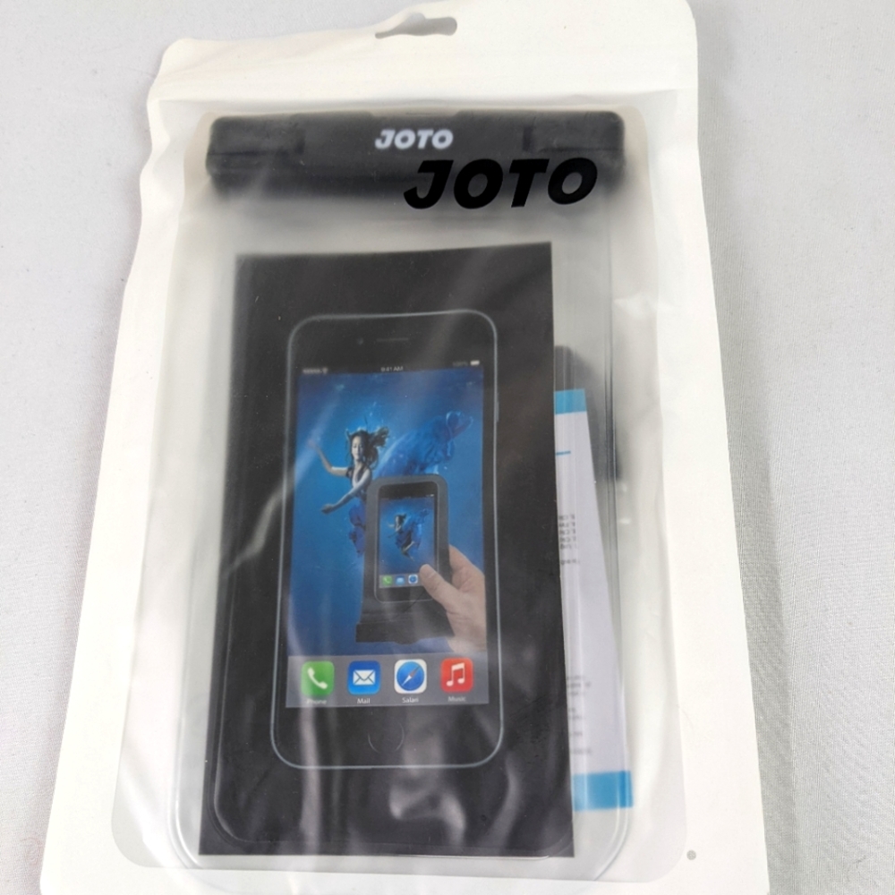 JOTO UNIVERSAL WATERPROOF POUCH FOR CELLPHONE WITH  NECK STRAP-BLACK.